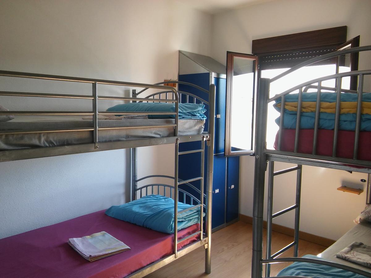 Juvenil Pascuales Hostal